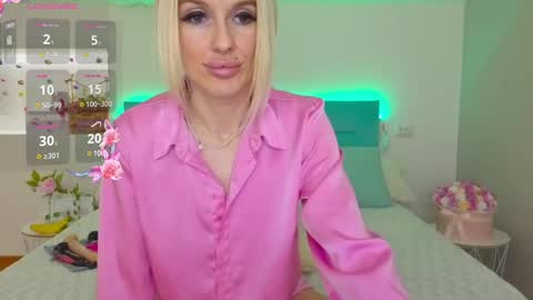 Lana online show from March 11, 2:21 am