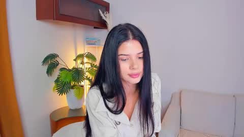 Snapshot of softlyy_bold chatting on September 20, 7:00 am Alice online show from September 20, 7:00 am