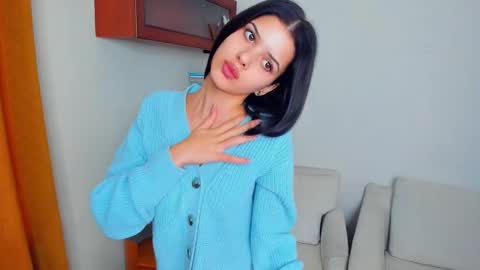 Snapshot of softlyy_bold chatting on September 26, 7:05 am Alice online show from September 26, 7:05 am