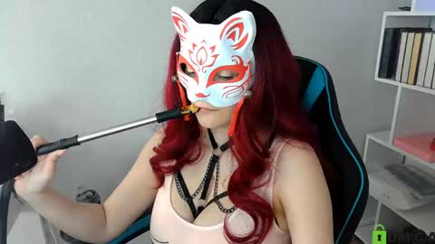 Nika Schwarz online show from May 7, 2:46 pm