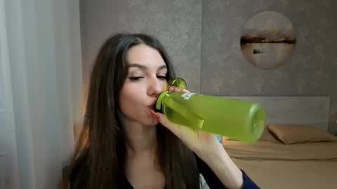 Kelly online show from September 13, 2:41 pm