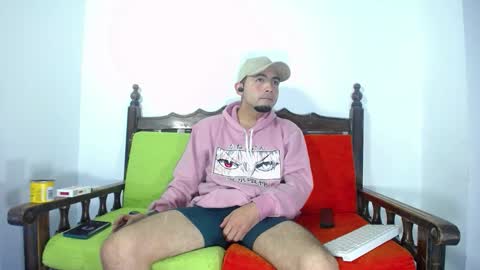 Snapshot of sofya_n_andy_ chatting on September 21, 2:15 am sofya_n_andy_ online show from September 21, 2:15 am
