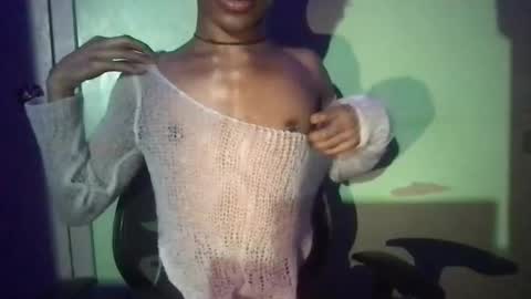 SolaceEve online show from February 27, 2:14 am