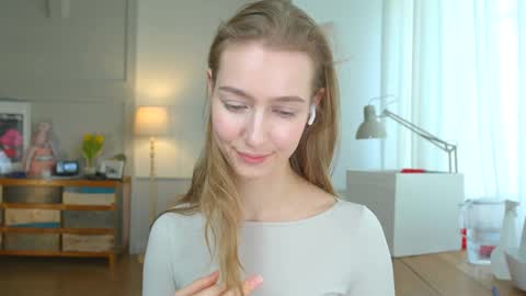 Bella online show from February 2, 2:13 pm