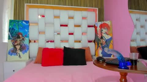 Snapshot of solevanss chatting on January 15, 7:55 pm Sol Evans online show from January 15, 7:55 pm