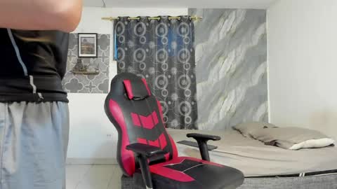 son_hades online show from May 15, 5:20 pm