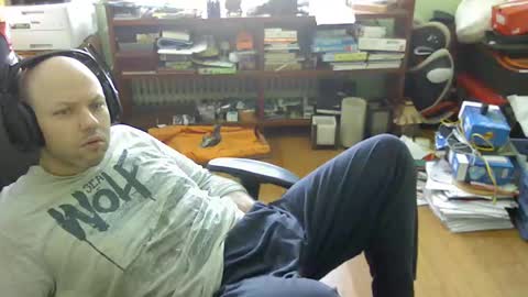 Tom online show from February 27, 8:24 am