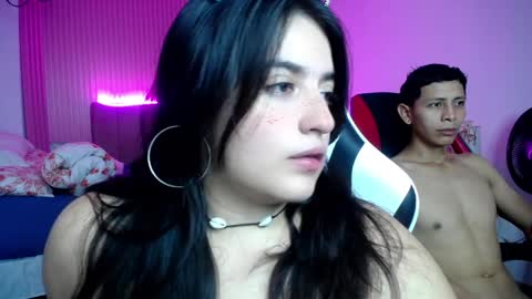 sonic_jess07 online show from April 7, 8:38 am