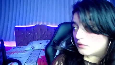 sonic_jess07 online show from February 6, 5:11 am