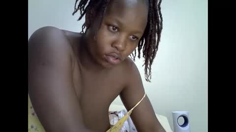 sonnia02 online show from March 11, 1:52 am