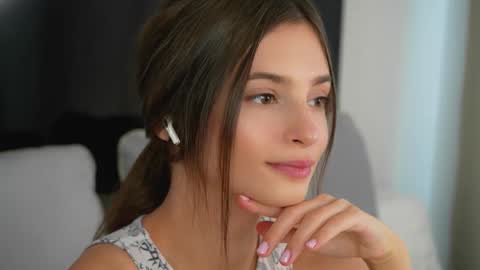 Eva 3 online show from September 18, 9:24 am