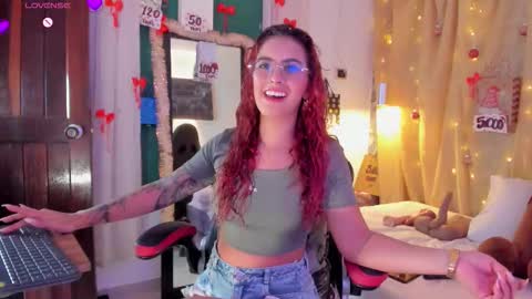 sophie online show from December 21, 1:56 am