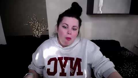 sophia__olsen online show from November 4, 6:26 am