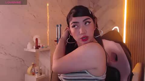 Snapshot of sophia_tf chatting on September 20, 1:25 pm Sophia online show from September 20, 1:25 pm
