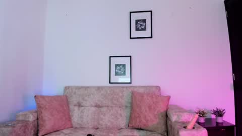 sophiacolemann online show from February 27, 7:19 am