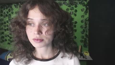 sophiamiller6 online show from July 13, 3:10 am