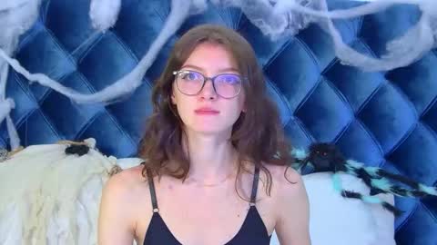 SophiaProve online show from October 30, 4:13 am