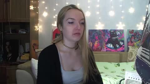 SophiaSonata online show from December 4, 2:42 pm