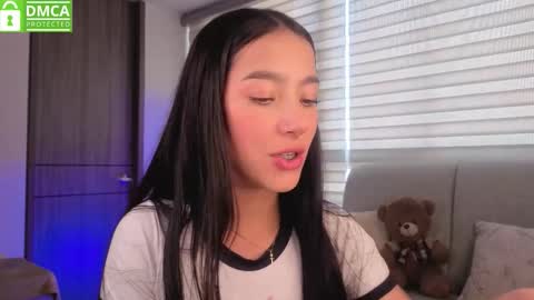 Sophie  online show from January 5, 5:27 pm