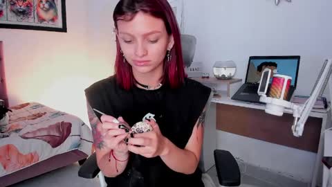 sophie doll online show from April 3, 4:14 pm