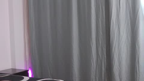 Snapshot of sophie_jeans chatting on October 3, 8:39 pm Sophie jeans online show from October 3, 8:39 pm