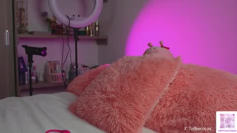 Sophie or Sof online show from October 15, 9:26 pm