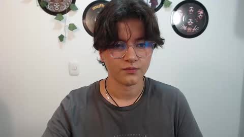 sophie_ross1 online show from September 22, 1:53 am