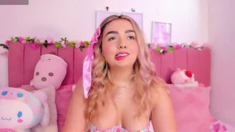 sophiee rosee online show from May 9, 5:52 pm