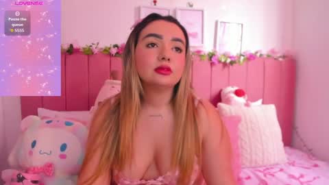 sophiee rosee online show from April 8, 5:27 pm