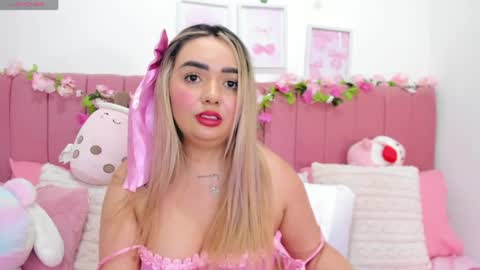 sophiee rosee online show from May 14, 11:03 pm