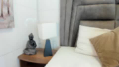 Snapshot of sophiee_smith chatting on February 28, 11:14 am Sophie online show from February 28, 11:14 am