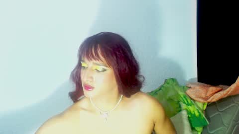 Snapshot of sophiehillsxo chatting on January 29, 12:02 pm sophiehillsxo online show from January 29, 12:02 pm