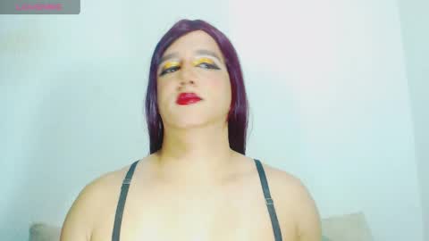 sophiehillsxo online show from June 2, 3:30 am