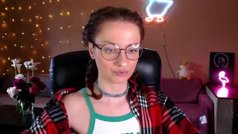 sophieleroux online show from May 26, 3:07 pm