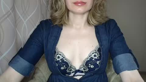 Sophiemisss online show from May 10, 9:48 am