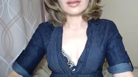 Sophiemisss online show from September 9, 4:07 pm