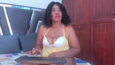 Shopiia88 online show from February 12, 12:20 pm