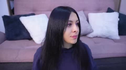 Sophiie online show from February 14, 5:10 am