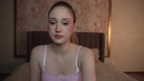 Snapshot of soradusk chatting on September 10, 11:06 pm soradusk online show from September 10, 11:06 pm