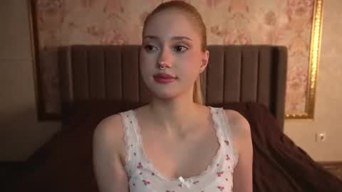 Snapshot of soradusk chatting on October 25, 1:39 am soradusk online show from October 25, 1:39 am