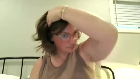 NaughtyMommy online show from June 16, 1:09 am