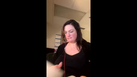 NaughtyMommy online show from April 23, 5:58 pm