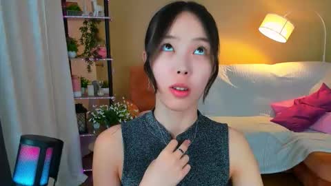 Snapshot of soulharmoonyy chatting on October 17, 7:29 pm soulharmoonyy online show from October 17, 7:29 pm