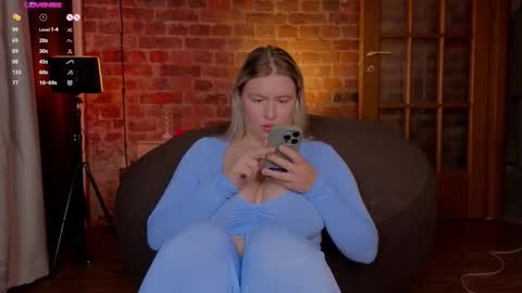 soulmeinme online show from November 22, 8:40 pm