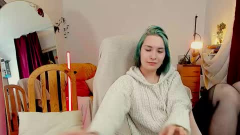 Leah online show from February 17, 12:31 am