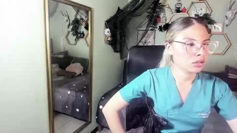 Marce  online show from March 9, 8:46 pm