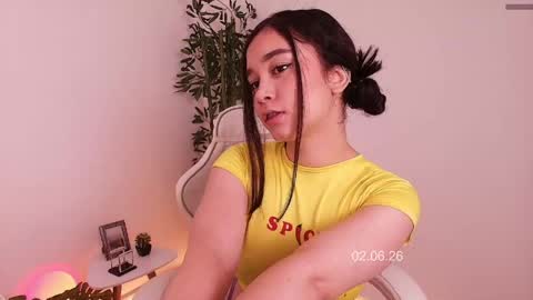 M A R I A N A online show from June 3, 2:25 am