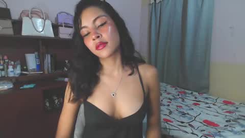 Snapshot of soy_miauhg chatting on March 10, 6:27 am Miauhg online show from March 10, 6:27 am