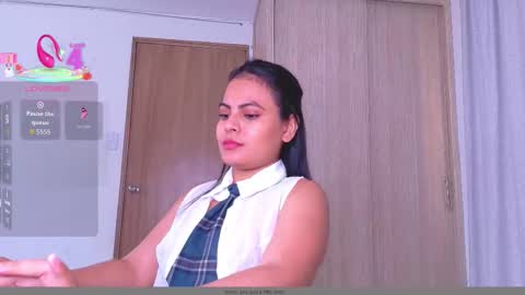 Naty online show from October 10, 4:13 pm