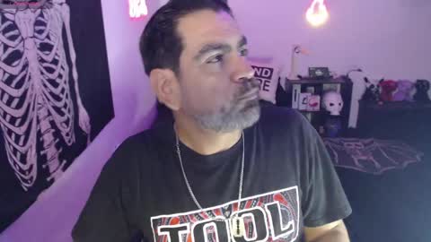 El Carlitos online show from May 31, 8:02 am